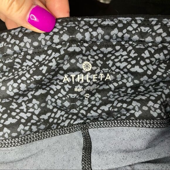 Athleta Dream Acceleration 2 in 1 Leggings Skirt - Picture 12 of 12